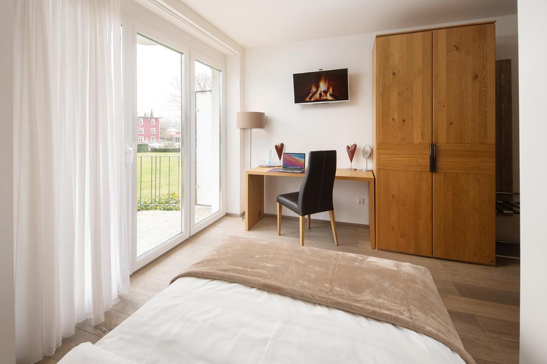 Hotel Vier Jahreszeiten An Der Therme & Kliniken Bad Krozingen Naehe Freiburg & Schwarzwald Ideal Fuer Wellness Kur & Business Ausfluege 24H Check In- Wlan & Parken Gratis Kültér fotó